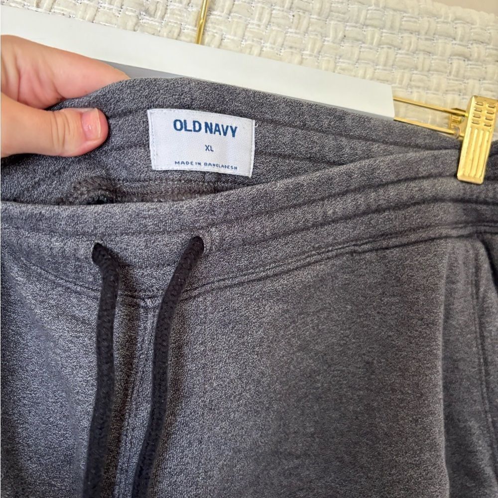 Old Navy Sweat Shorts ✨ - Picture 2 of 3